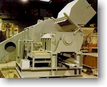 massive tyre crusher.jpg (10315 bytes)